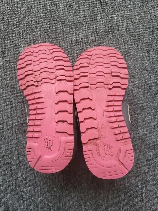 New Balance 500 Girls' Sneakers Size 27.5 Grey and Pink with Velcro – photo 5